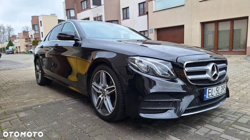 Mercedes-Benz Klasa E 220 d 4-Matic 9G-TRONIC - 1