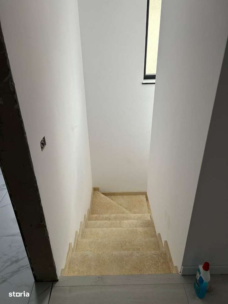 Casa de tip duplex cu 4 camere in Bucium - Imagine principală: 5/7
