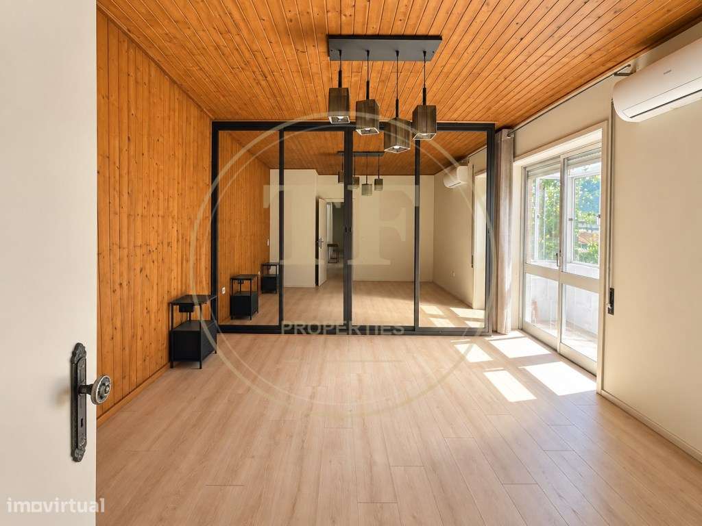 T3 Renovado com Garagem, a 600 m da Praia e junto Apeadeiro de Fran...-15