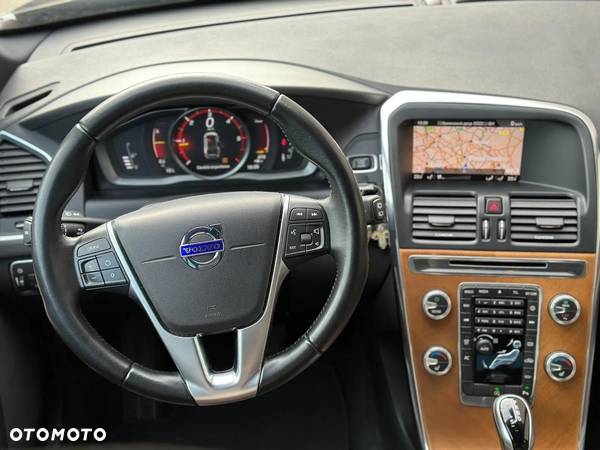 Volvo XC 60 D3 Drive-E Momentum - 10