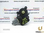 MOTOR ELEVADOR DE VIDRO FRONTAL ESQUERDO VOLKSWAGEN POLO 2010 -6R0959801R - 4