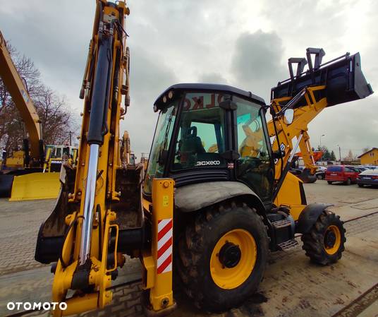 JCB 3CX - 25