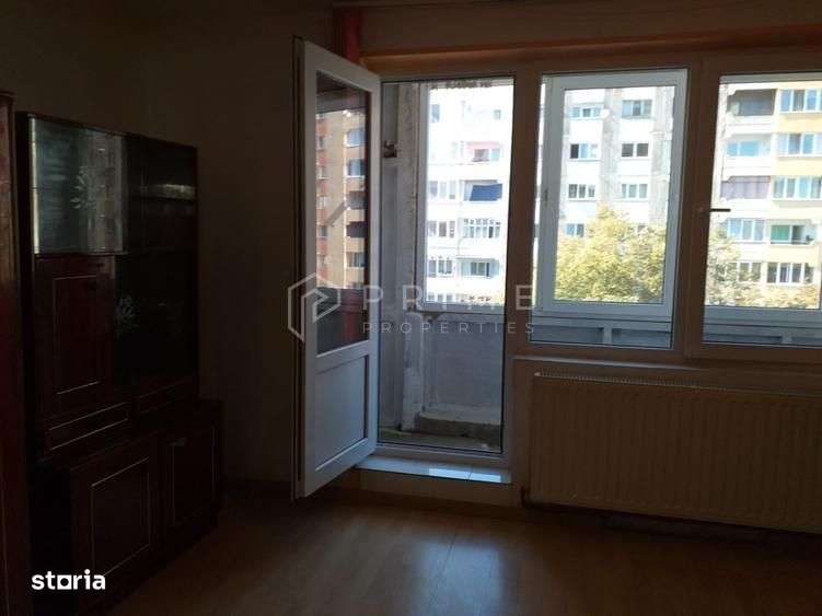 Garsoniera 34 mp, zona Dambu Pietros - Imagine principală: 4/7