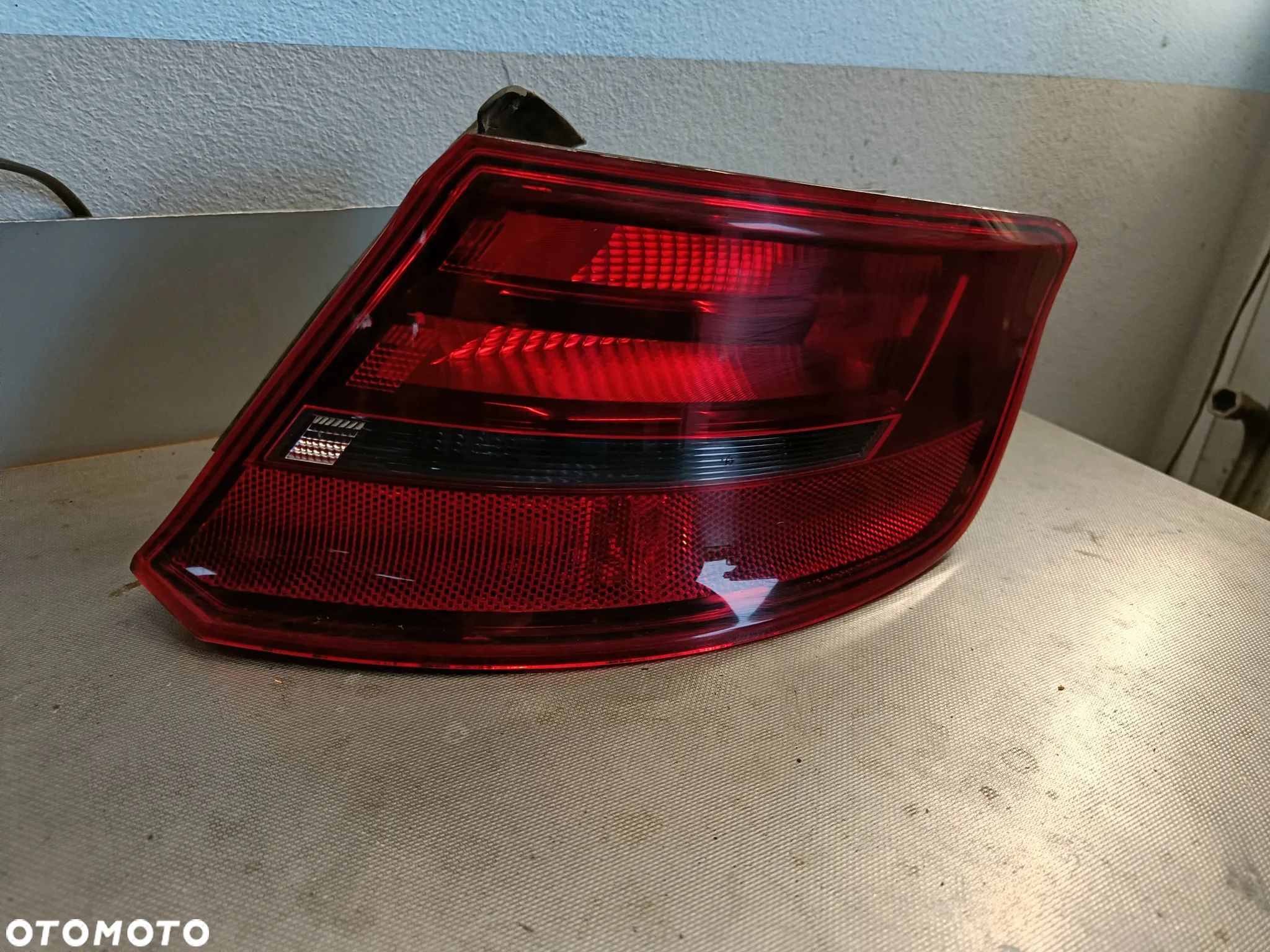 Lampa Prawa Tylna Audi A3 8V Sportback Prawy Tył 8V4945096 - 1