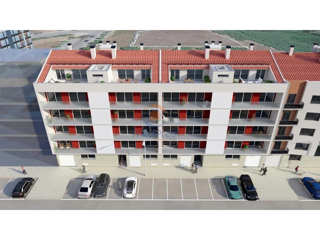 Apartamento T3 + 1 duplex em construção - Montijo