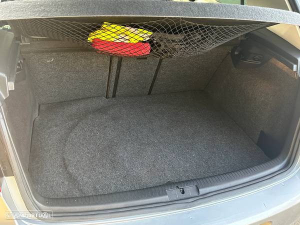 VW Golf 1.6 TDi Confortline - 18