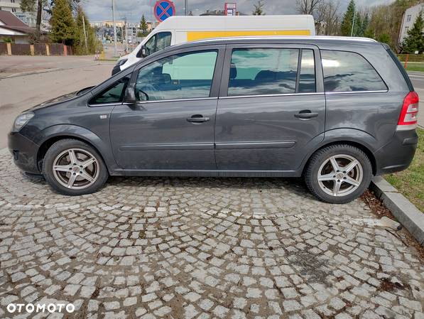 Opel Zafira 1.7 CDTI Cosmo - 7