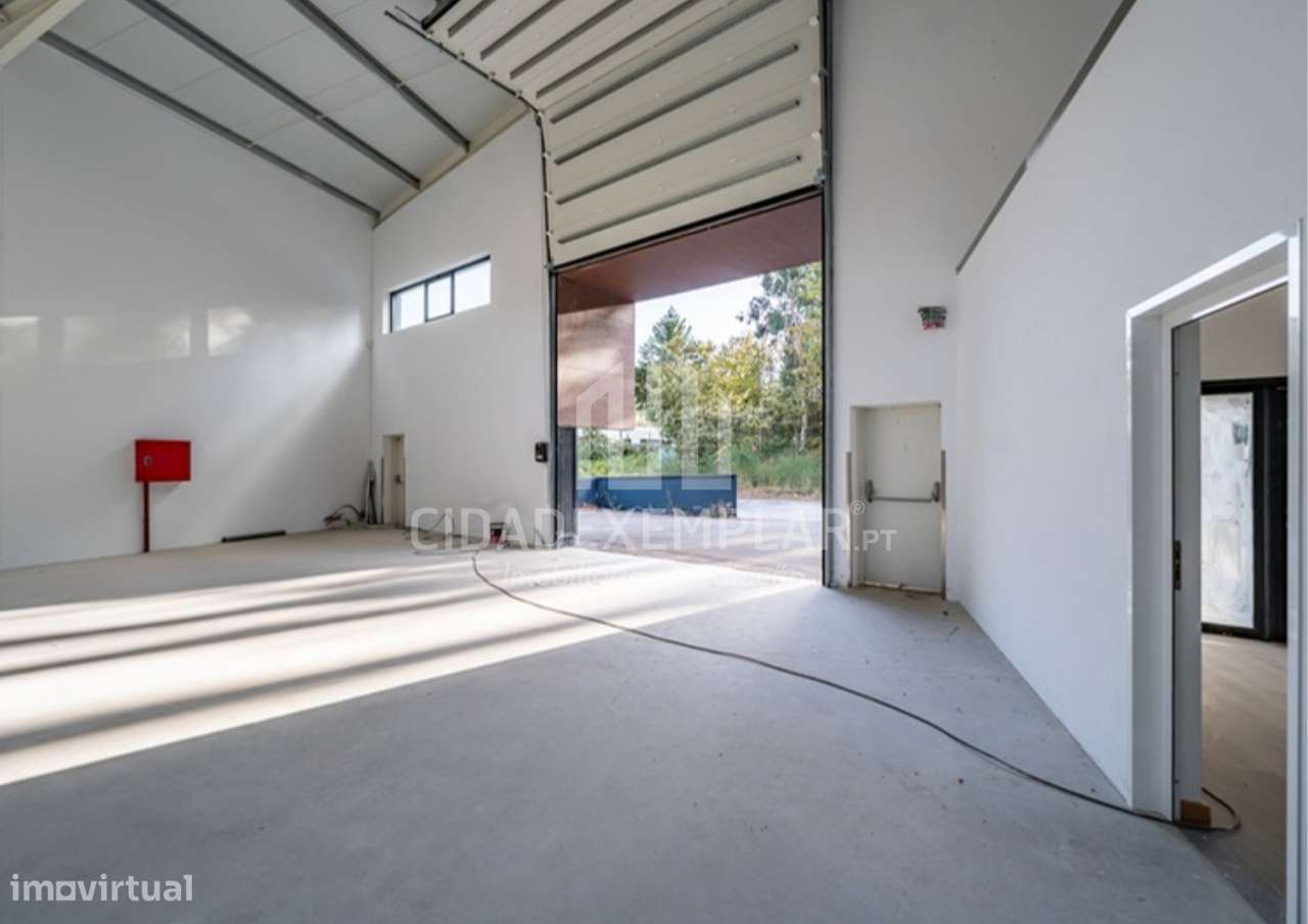 Versátil Pavilhão industrial em Macieira, Lousada-4