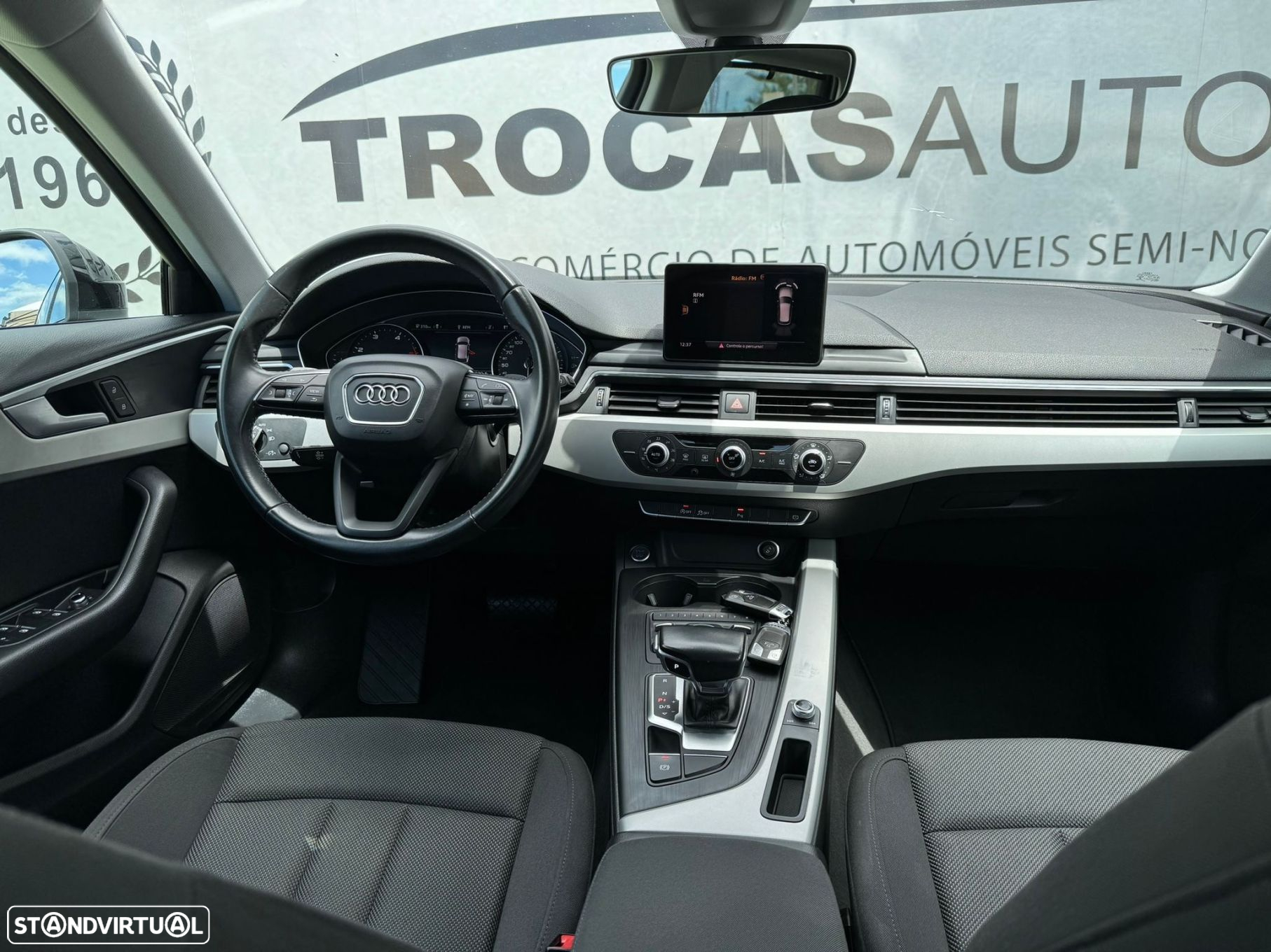 Audi A4 Avant 2.0 TDI S tronic - 25