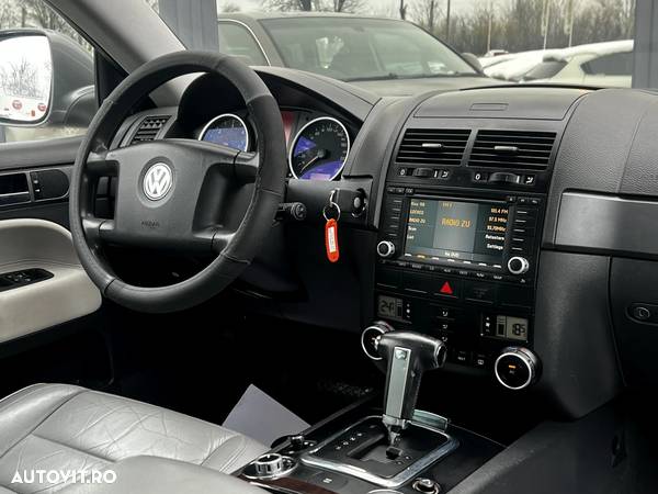 Volkswagen Touareg 3.0 V6 TDI Aut. - 8