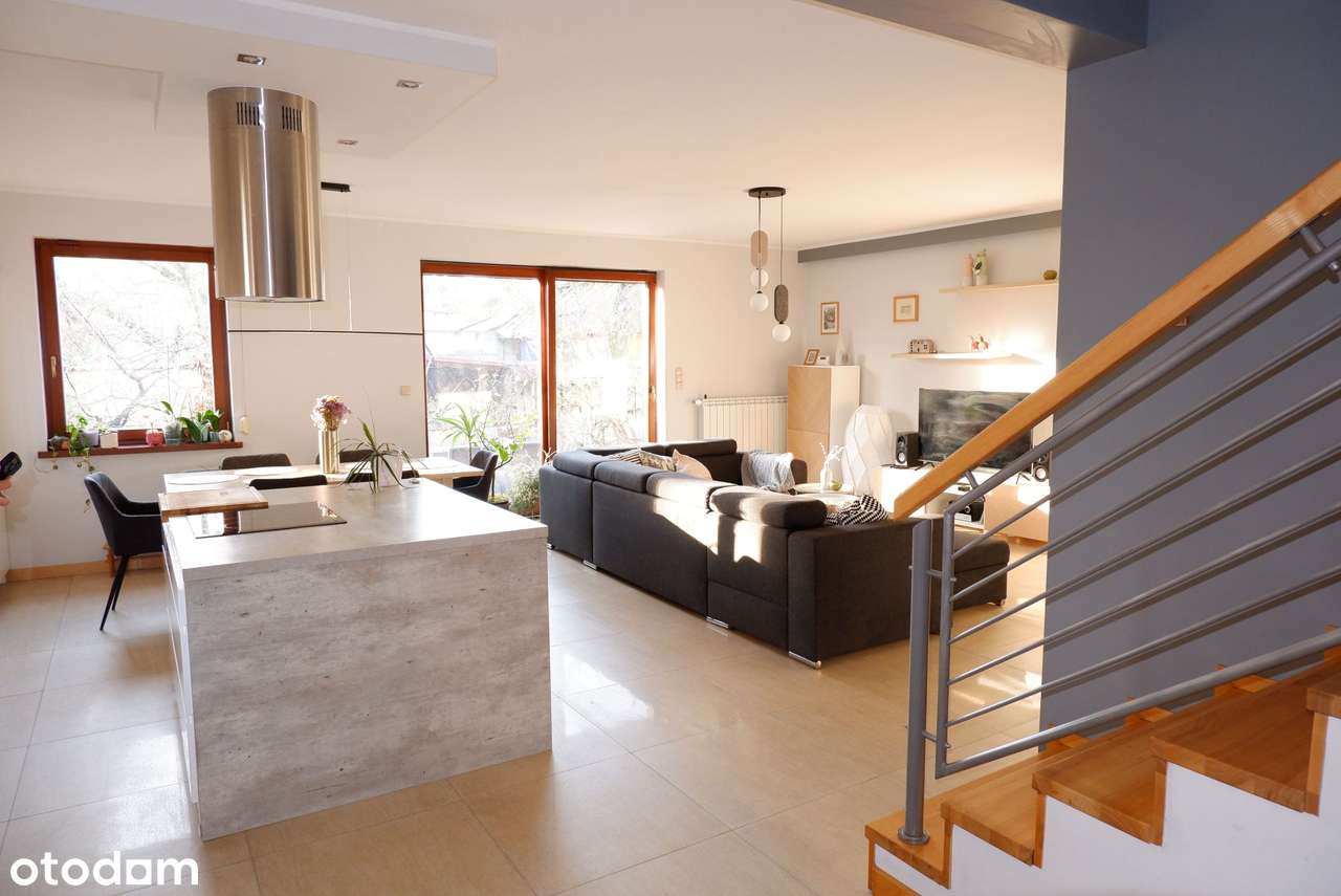 Atrakcyjny  segment w centrum miasta!! - Pełny obrazek: 5/20