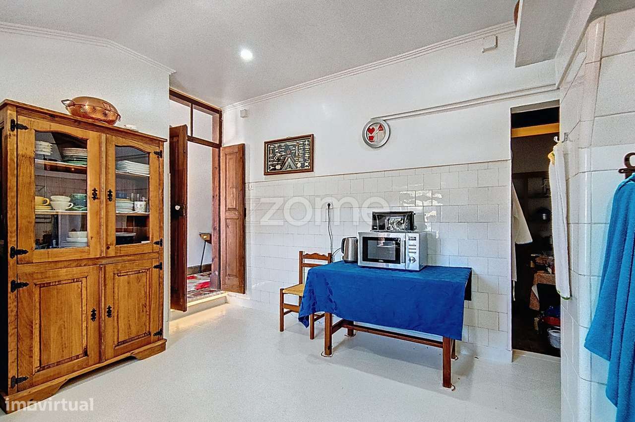 Moradia V6 no centro de São Marcos da Serra, em lote de 668m2-53