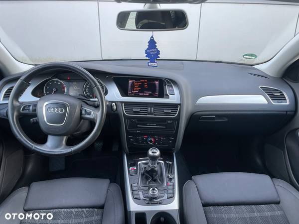 Audi A4 Avant 1.8 TFSI Attraction - 12