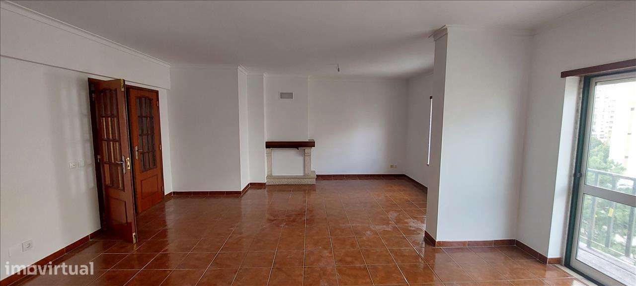 Apartamento em Alenquer, Carregado - Grande imagem: 4/14