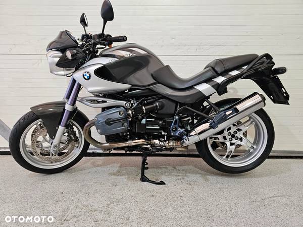 BMW R - 1