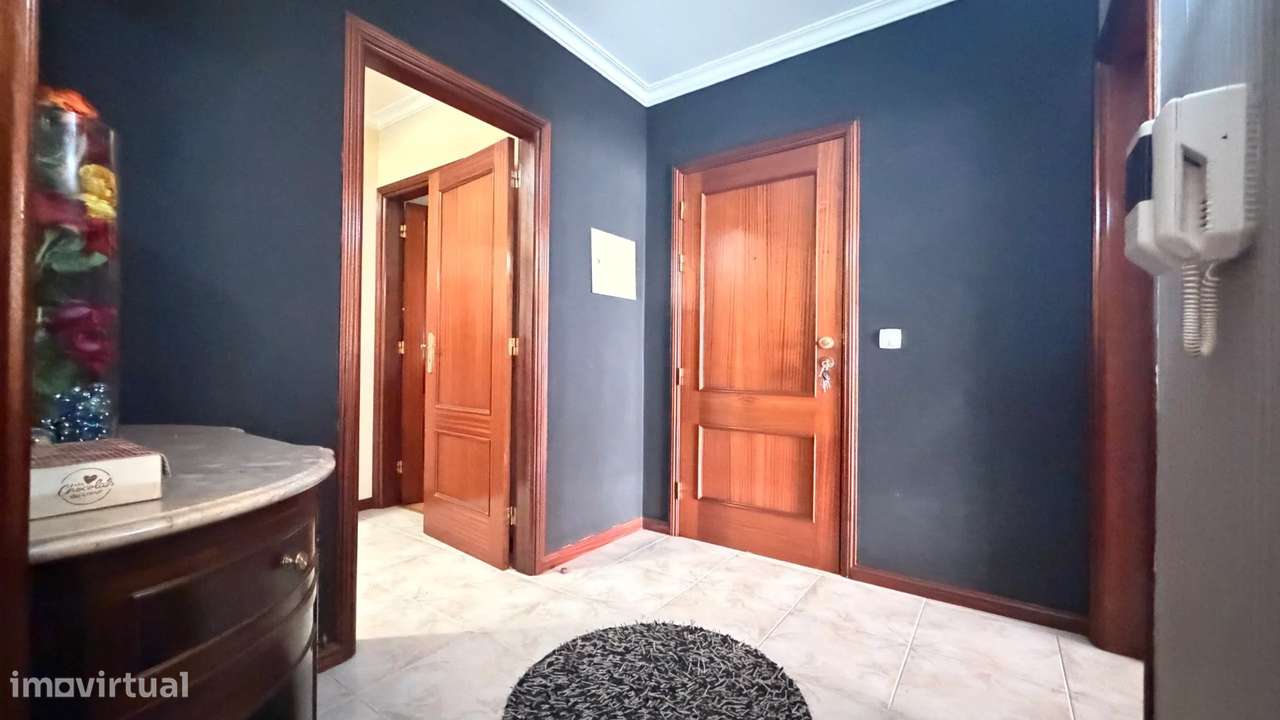 Apartamento T3 c/ Rentabilidade em Arcos de Valdevez-17