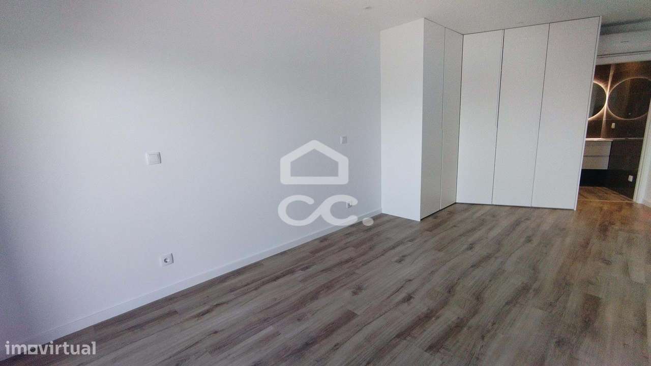 RESERVADO- Apartamento tipo T-1+1 no centro da Vila de Pataias!-16