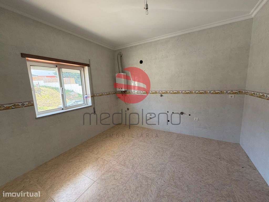 Apartamento T3 - Moimenta da Beira-3