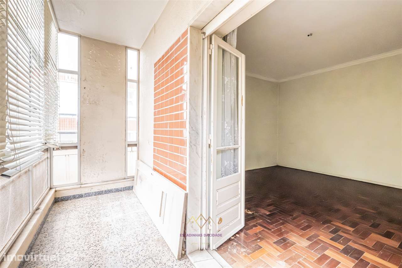 T3 com 2 Salas: o espaço ideal para a sua família crescer com conforto-16