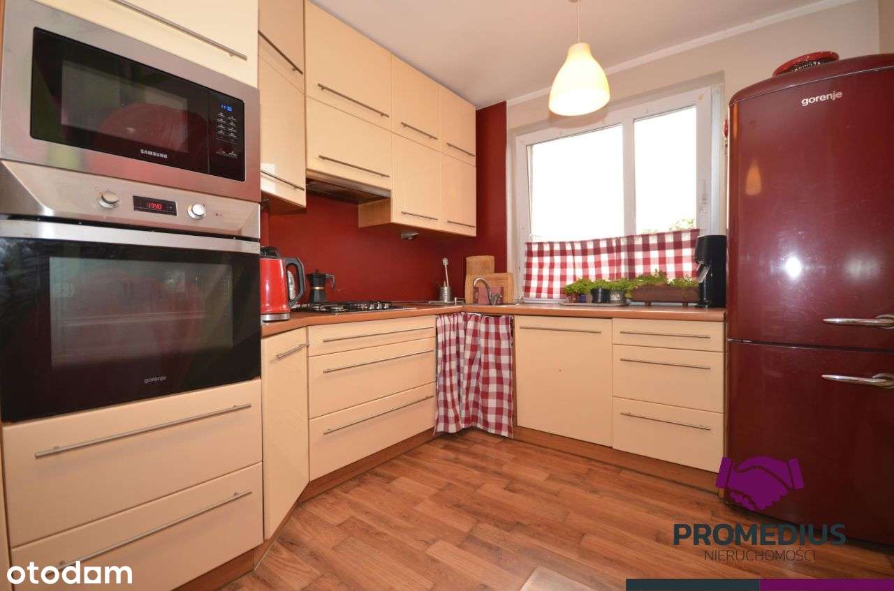 4 pokojowe mieszkanie z loggią, piwnicą i garażem-8