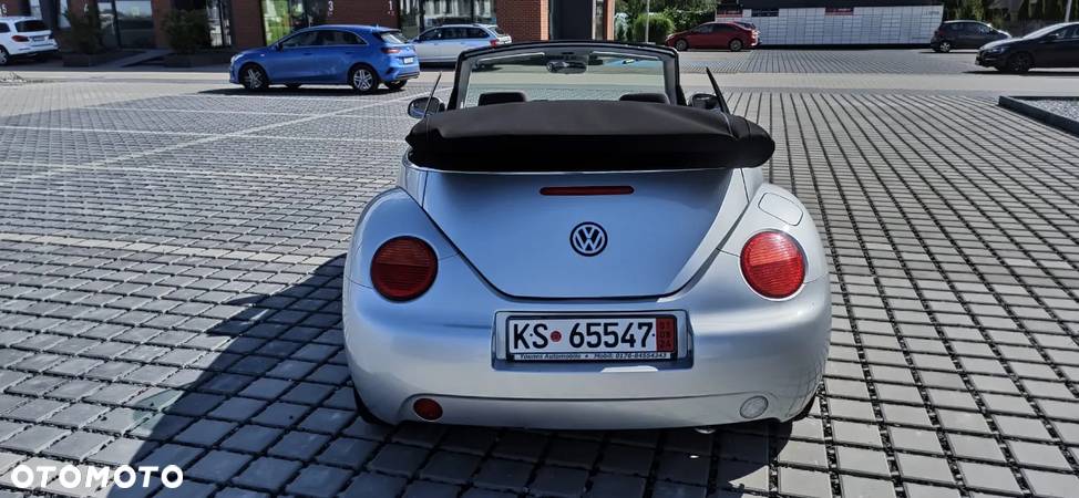 Volkswagen New Beetle Cabriolet 1.6 Freestyle - 5