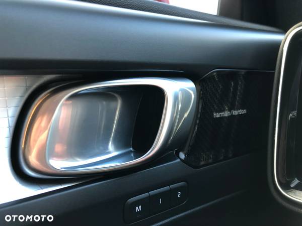 Volvo XC 40 T5 AWD Momentum - 21