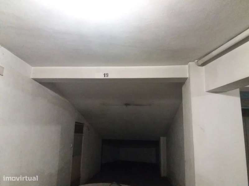 Lugar de garagem em São João da Madeira para arrendamento - Grande imagem: 5/5