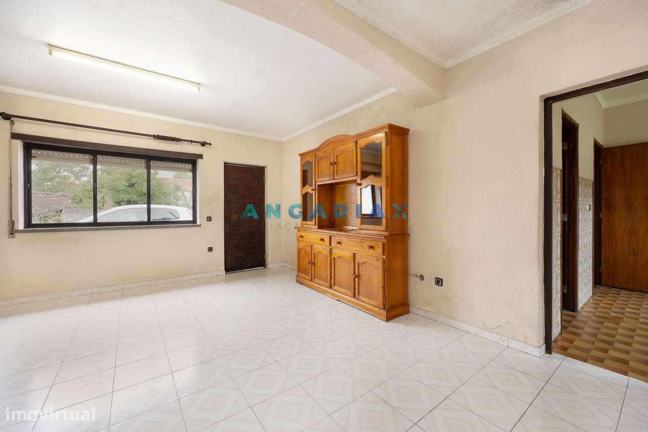 ANG1104 - Moradia T2+2 para Venda em Serro Ventoso, Porto de Mós - Grande imagem: 4/37