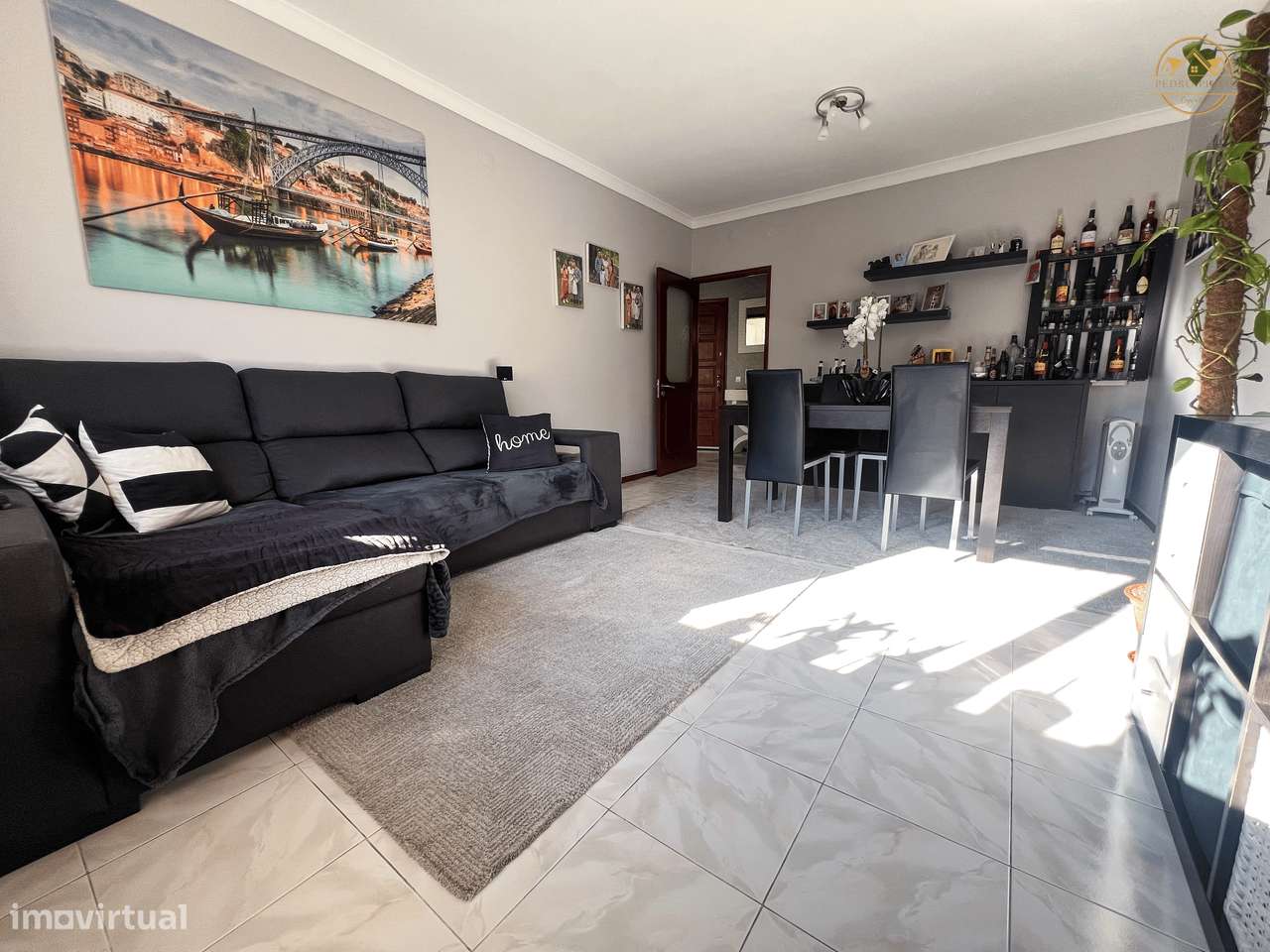 Excelente T3 Renovado com lugar de garagem em Gaia – Pronto a Habitar-4