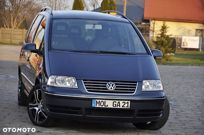 Volkswagen Sharan 1.9 TDI Automatik Comfortline - 1