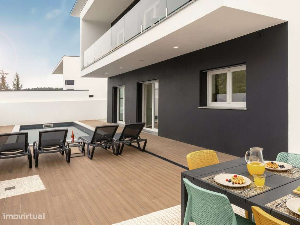 Moradia T4 a 2 passos do castelo de Óbidos e a menos de 15 minutos ... - Grande imagem: 4/37