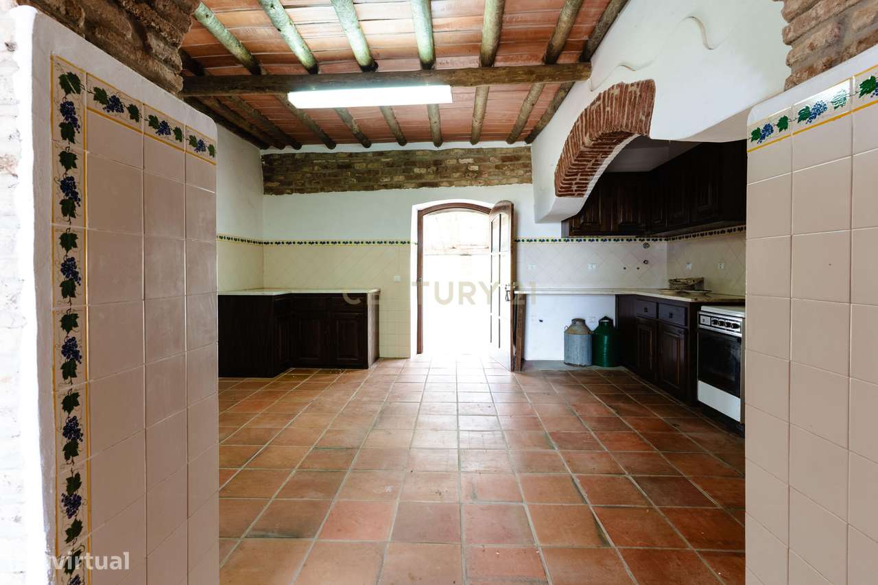 Monte típico 15ha Reguengos Monsaraz "Corval" 5 divisões, piscina e vi - Grande imagem: 5/28