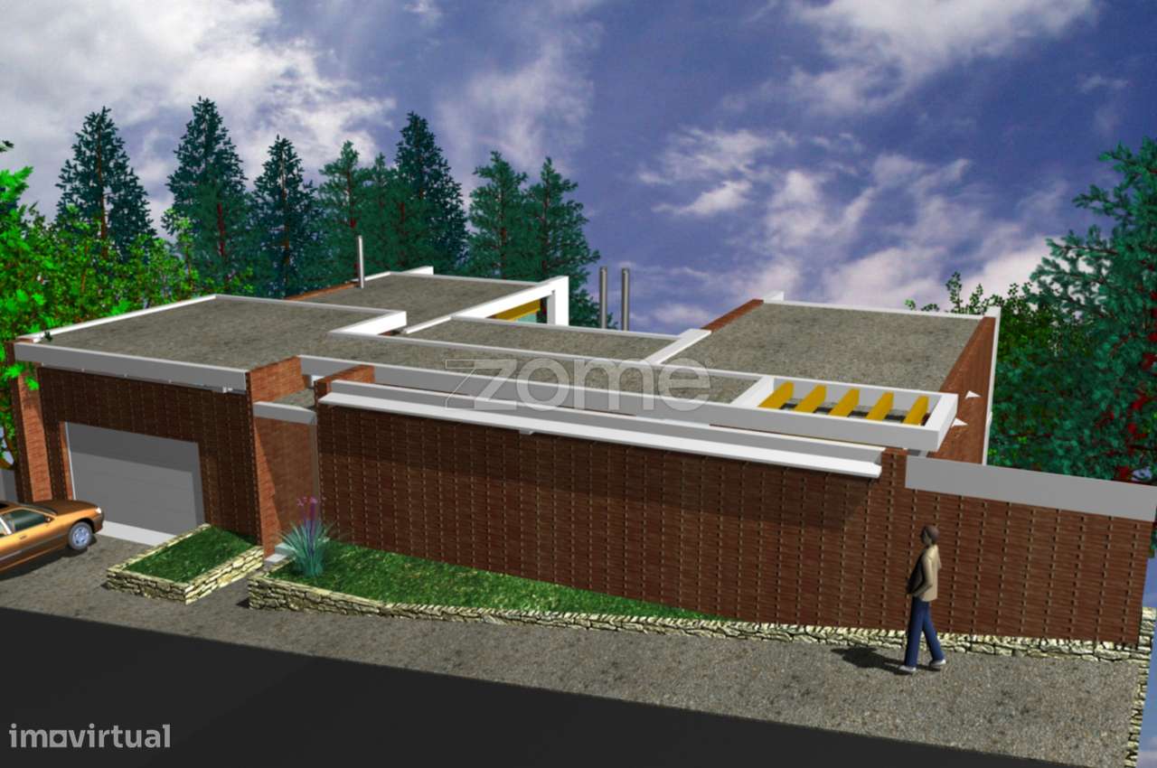 Terreno Urbano com Declive, Moradia de 3 Pisos em São Paulo de Frades - Grande imagem: 2/15