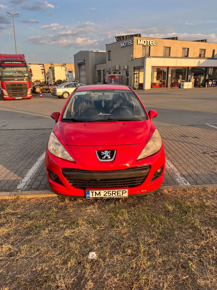 Peugeot 207 1.4 E Active 2013