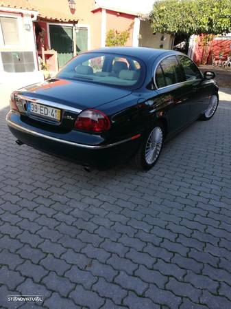 Jaguar S-Type 2.7 D V6 Executive Auto. - 3