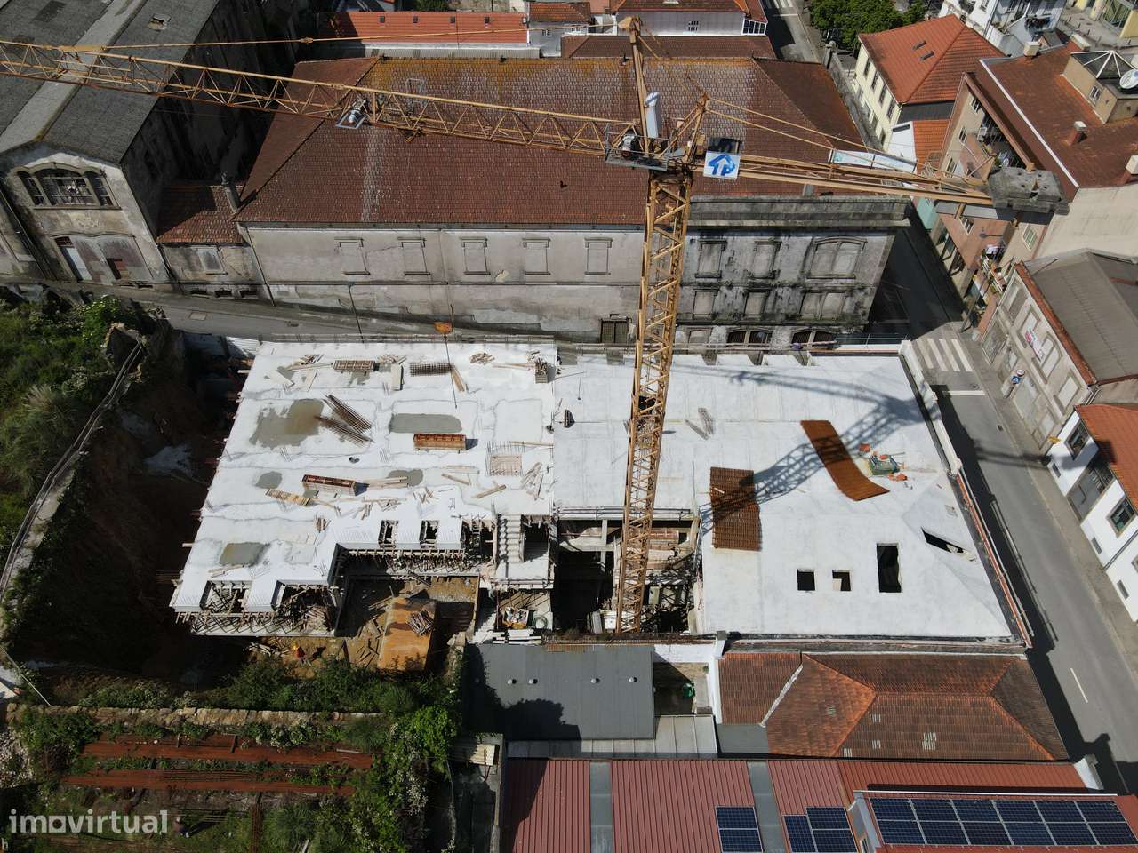 Loja Nova c/ Lugar de Garagem em Santa Marinha (Devesas) - Grande imagem: 4/4