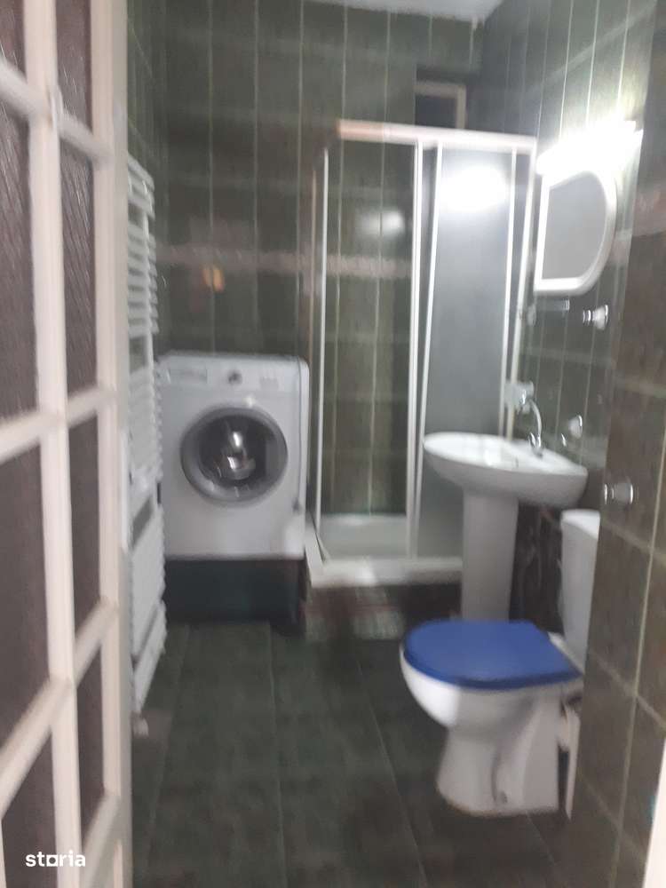 Apartament de 3 camere cu balcon și aer condiționat-3