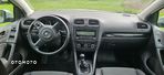 Volkswagen Golf VI 1.6 TDI Comfortline - 9