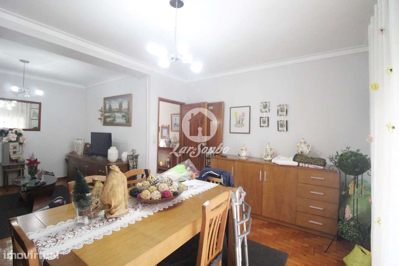 Apartamento T2 junto à Av da Carvalha, Fânzeres, com Excelente Expo...-4