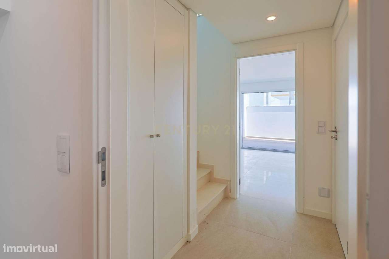 Moradia T3+1 lote de 527m2 Charneca de Caparica - Grande imagem: 4/40