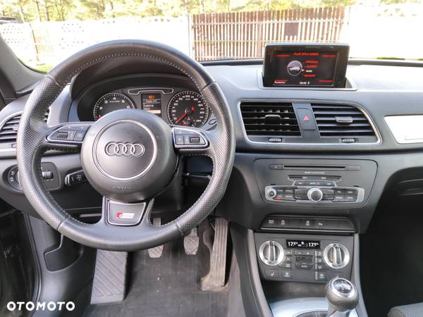 Audi Q3 2.0 TFSI Quattro - 10