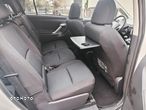 Toyota Verso 2.0 D-4D Luna 7os - 17