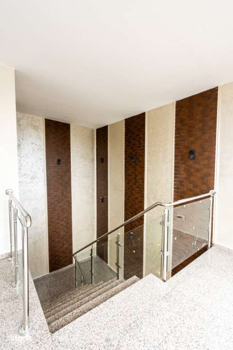 Imobil Retail + Servicii - P+2 - 1260 MP - Tunari-8