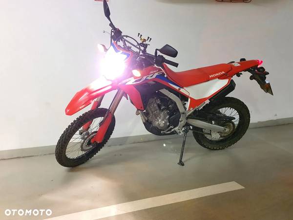 Honda CRF - 6