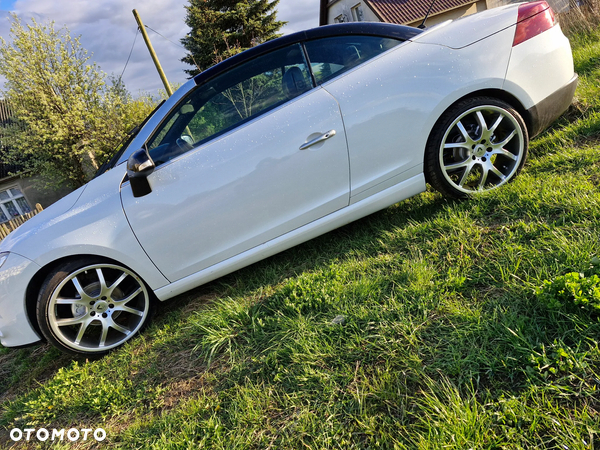 RENAULT MEGANE III KABRIOLET 2.0 D stan bdb Nawigacja skóry panorama dach TEMPOMAT zamiana 125 czoper - 1