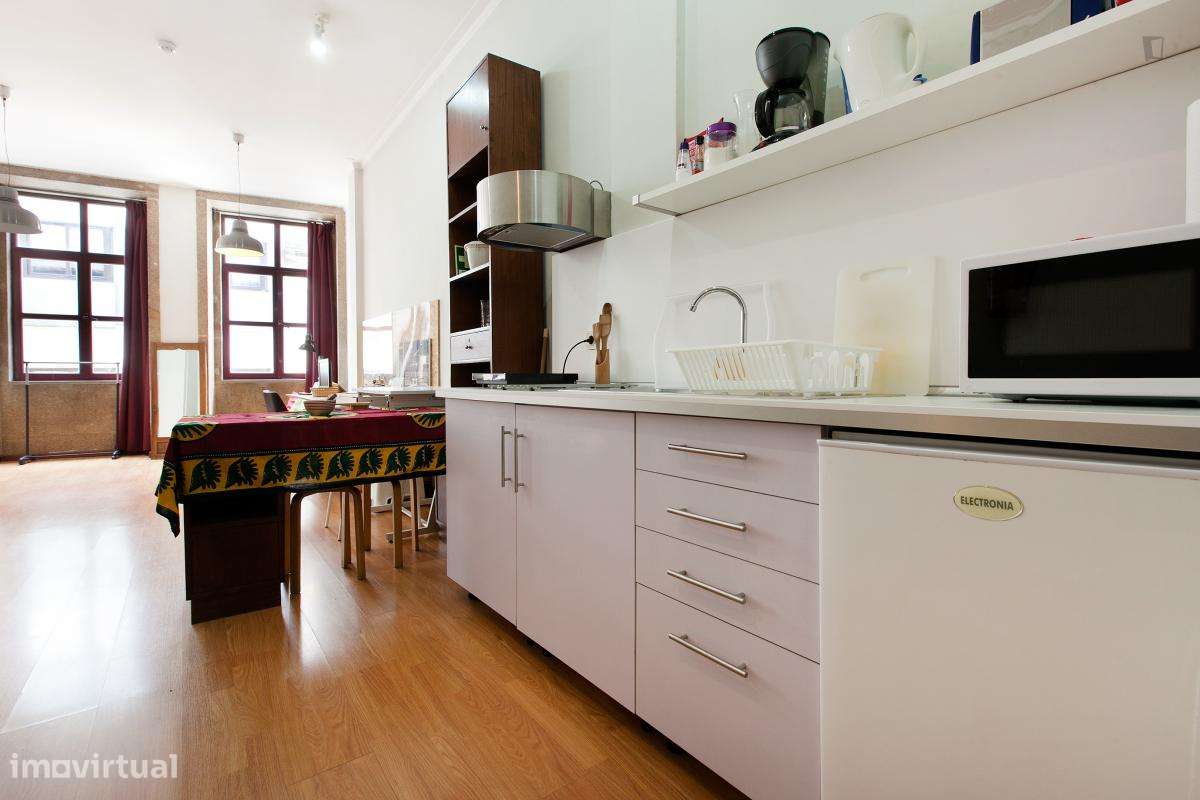 Estúdio - localizado em Cedofeita Porto - Grande imagem: 2/22