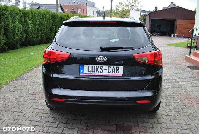 Kia Ceed Cee'd 1.4 L - 5