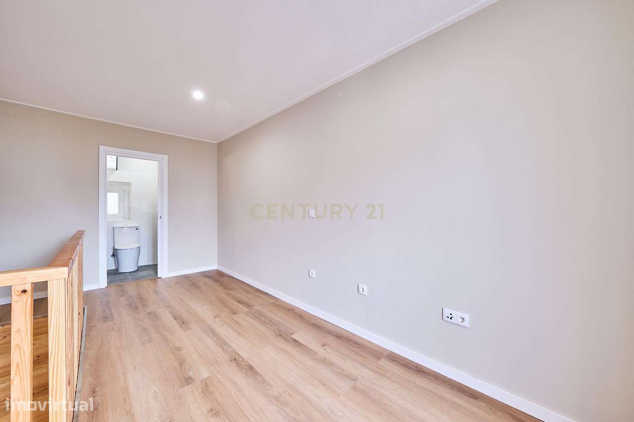 Moradia Totalmente Remodelada em Palmela - Grande imagem: 4/18