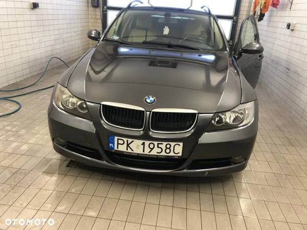 BMW Seria 3 320d - 1