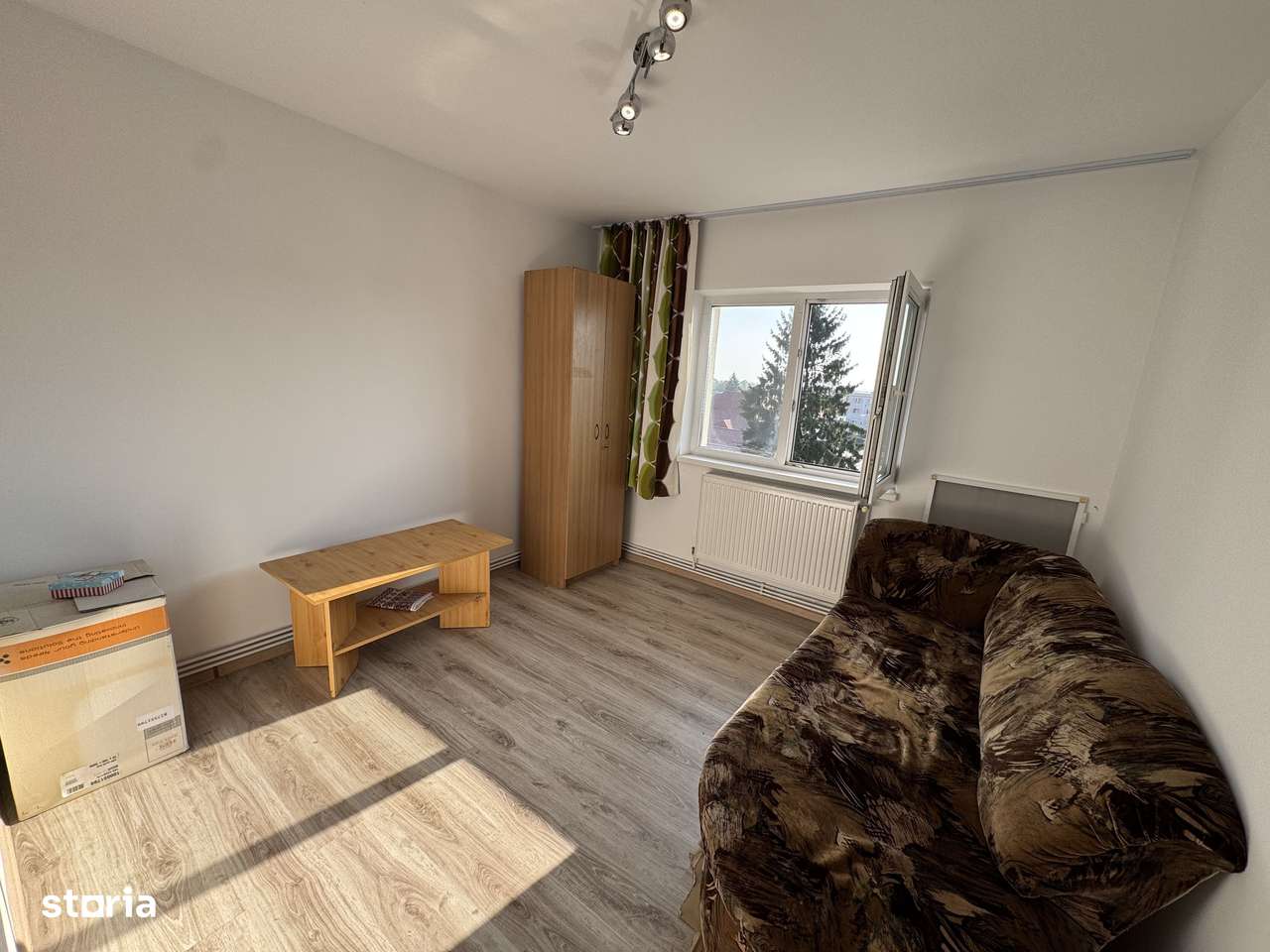 Apartament 3 camere 60 mp bloc 1980 central Filipesti de Padure! - Imagine principală: 4/20